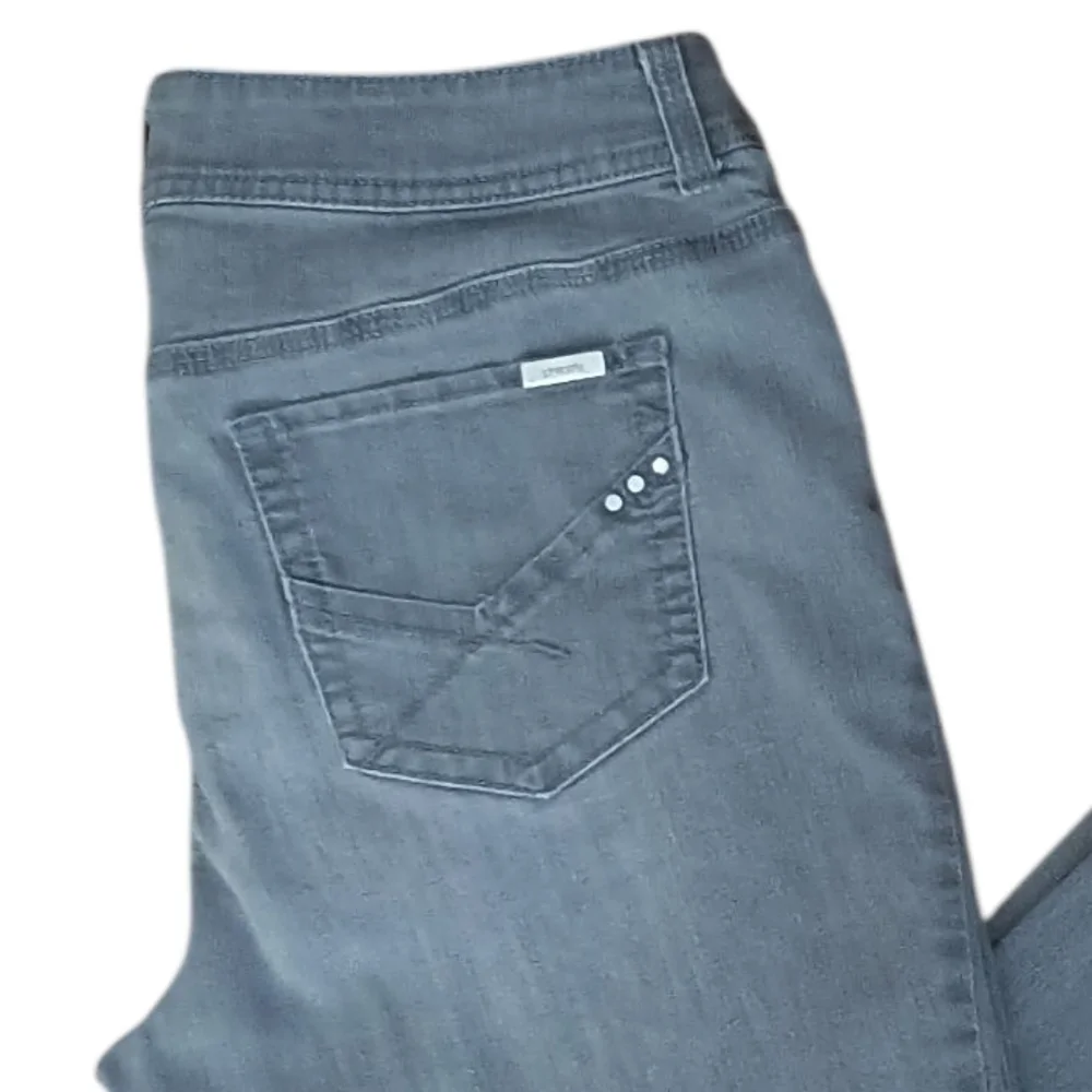 So Slimming By Chicos Gray Straight Leg Jeans Size 1.5 (US Size 10) - Picture 2 of 7